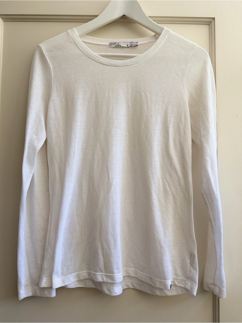 Prana Women’s Size S White Long-Sleeve Sheer Crew Top